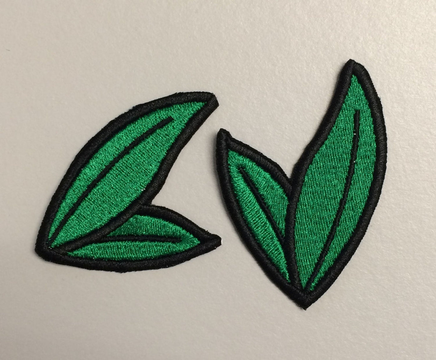 Pair of Leaves - Tree Leaf - Green and Black - Embroidered Patch - Iron on Applique - WAC0623-2