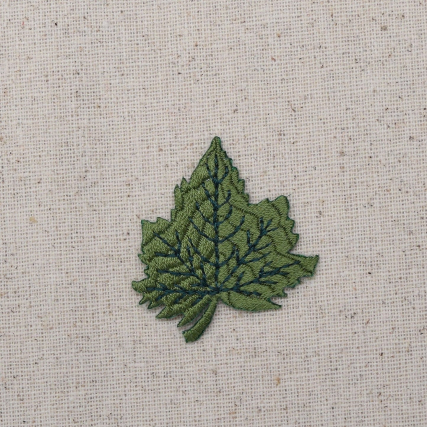 Tree Leaf - Green - Embroidered Patch - Iron on Applique