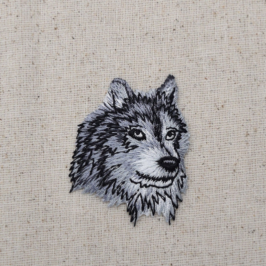 Gray Wolf - Canine - Dog Head - Iron on Applique - Embroidered Patch - 1117024