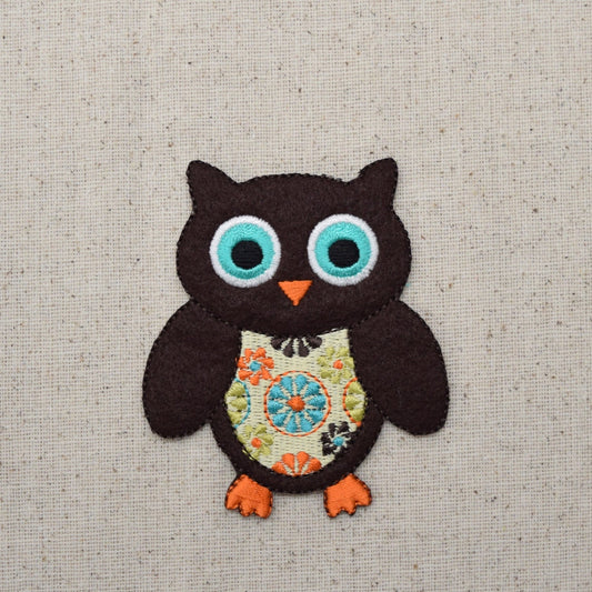 Retro Vintage Style Brown Owl Iron on Patch - 2 sizes