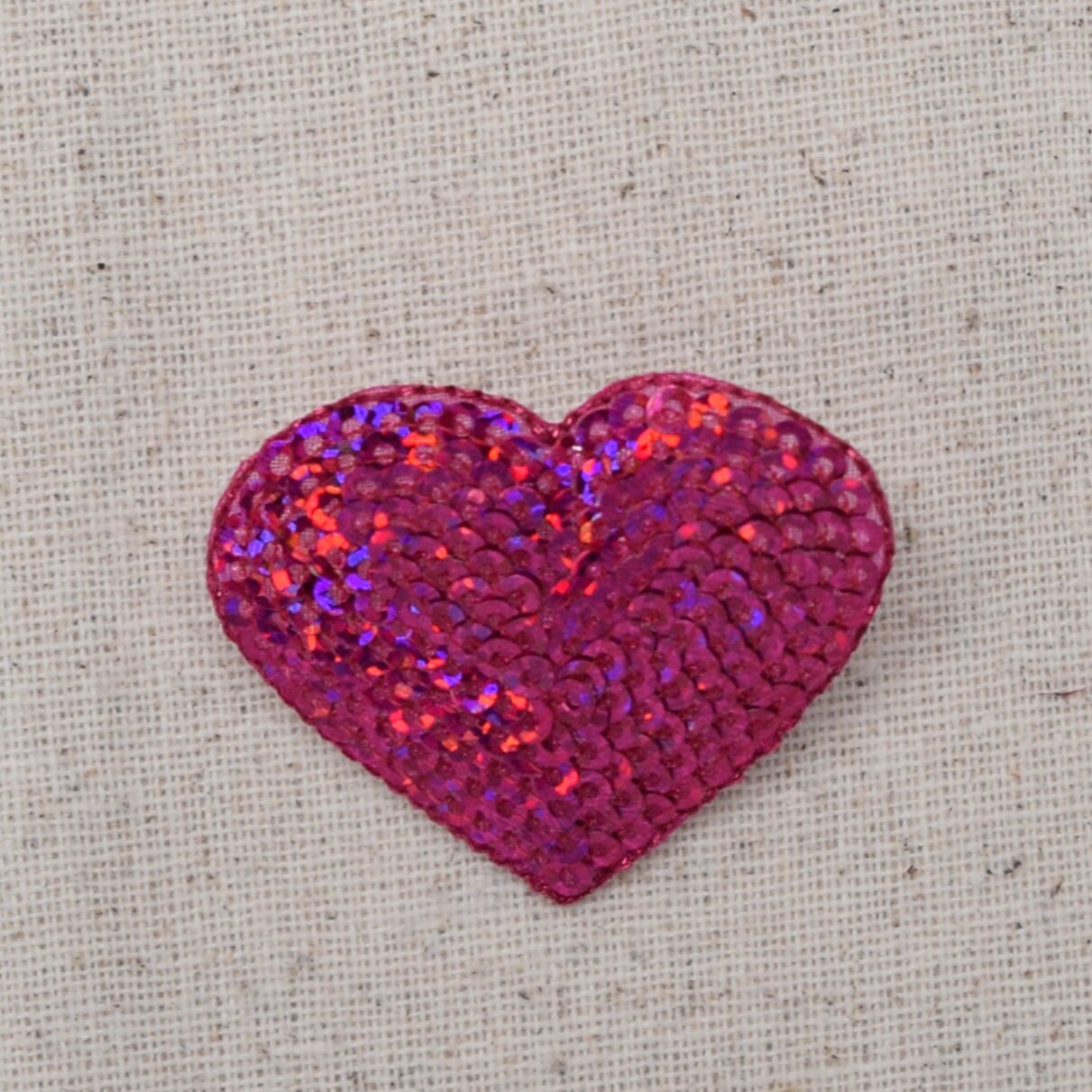 Hot Pink - Sequin Heart - Valentine - Iron on Applique - Embroidered Patch - 1125785