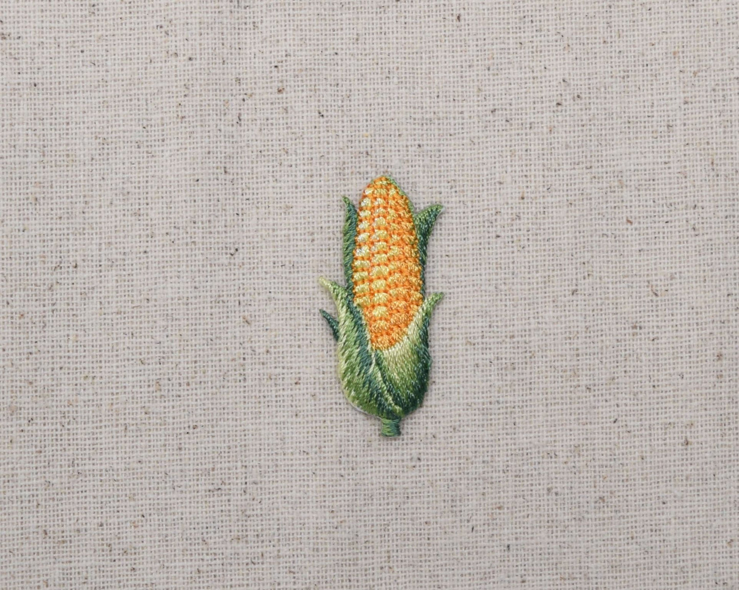 Corn on the Cob - Corn husk - Vegetable - Food - Iron on Applique - Embroidered Patch - 1515811-A