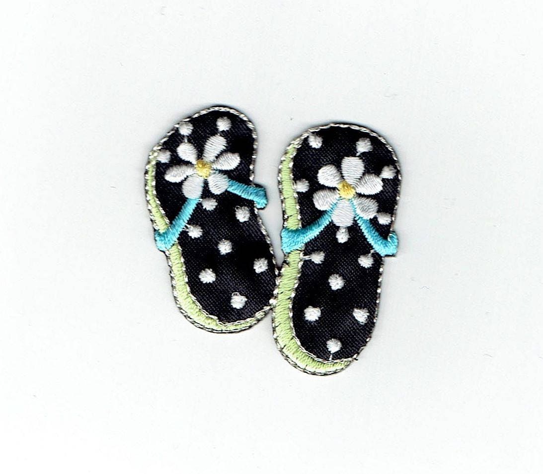 Flip Flops - Black/White - Daisy Flower - Iron On Applique/Embroidered Patch  - 695585-B