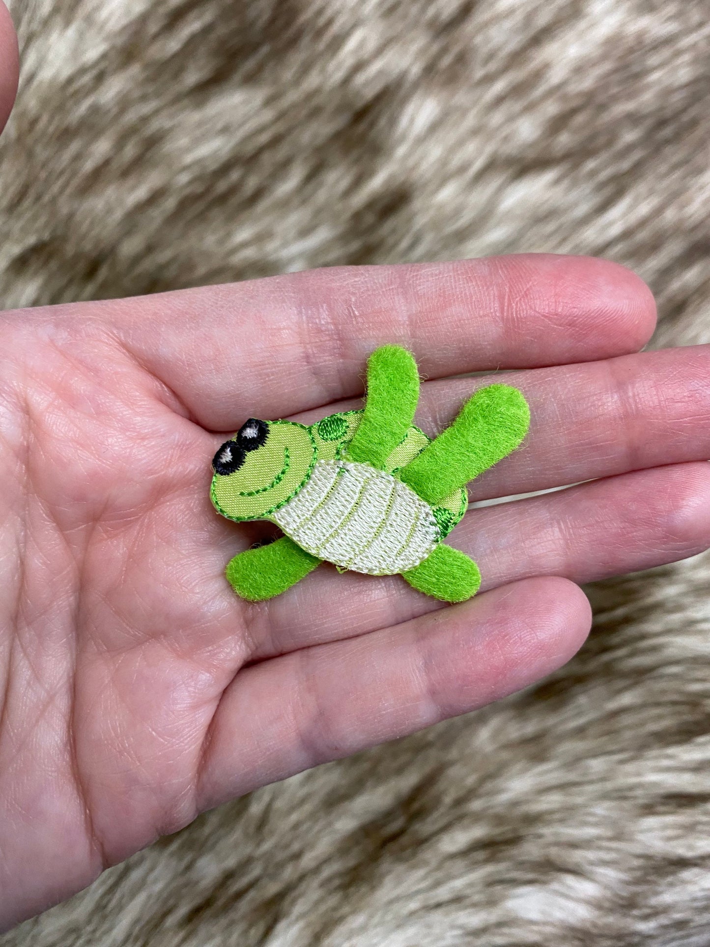 Sea Turtle - Layered Green Felt - Embroidered Patch - Iron on Applique