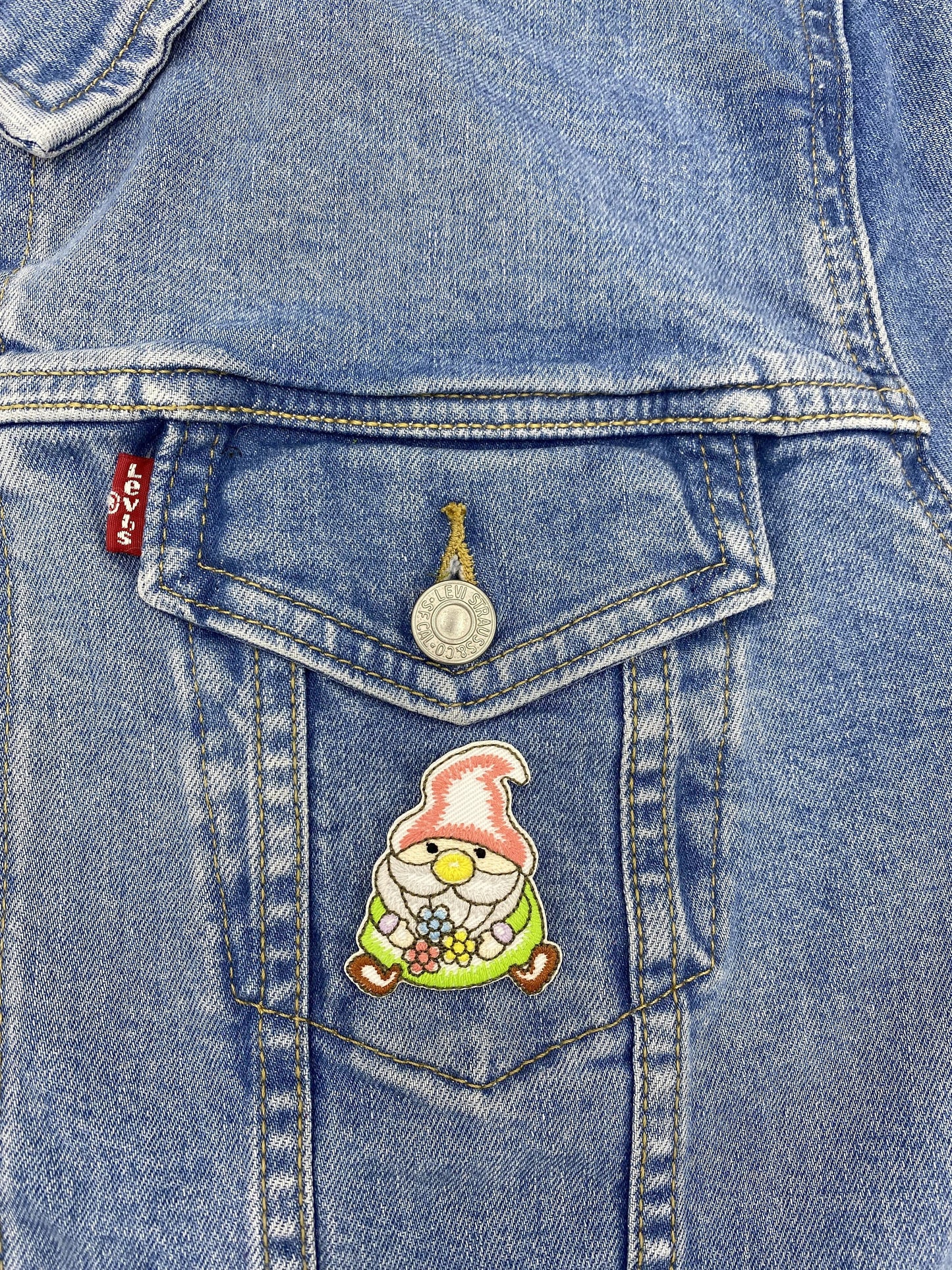 Garden Gnome with Flowers, Embroidered, Iron on Patch, DIY crafts