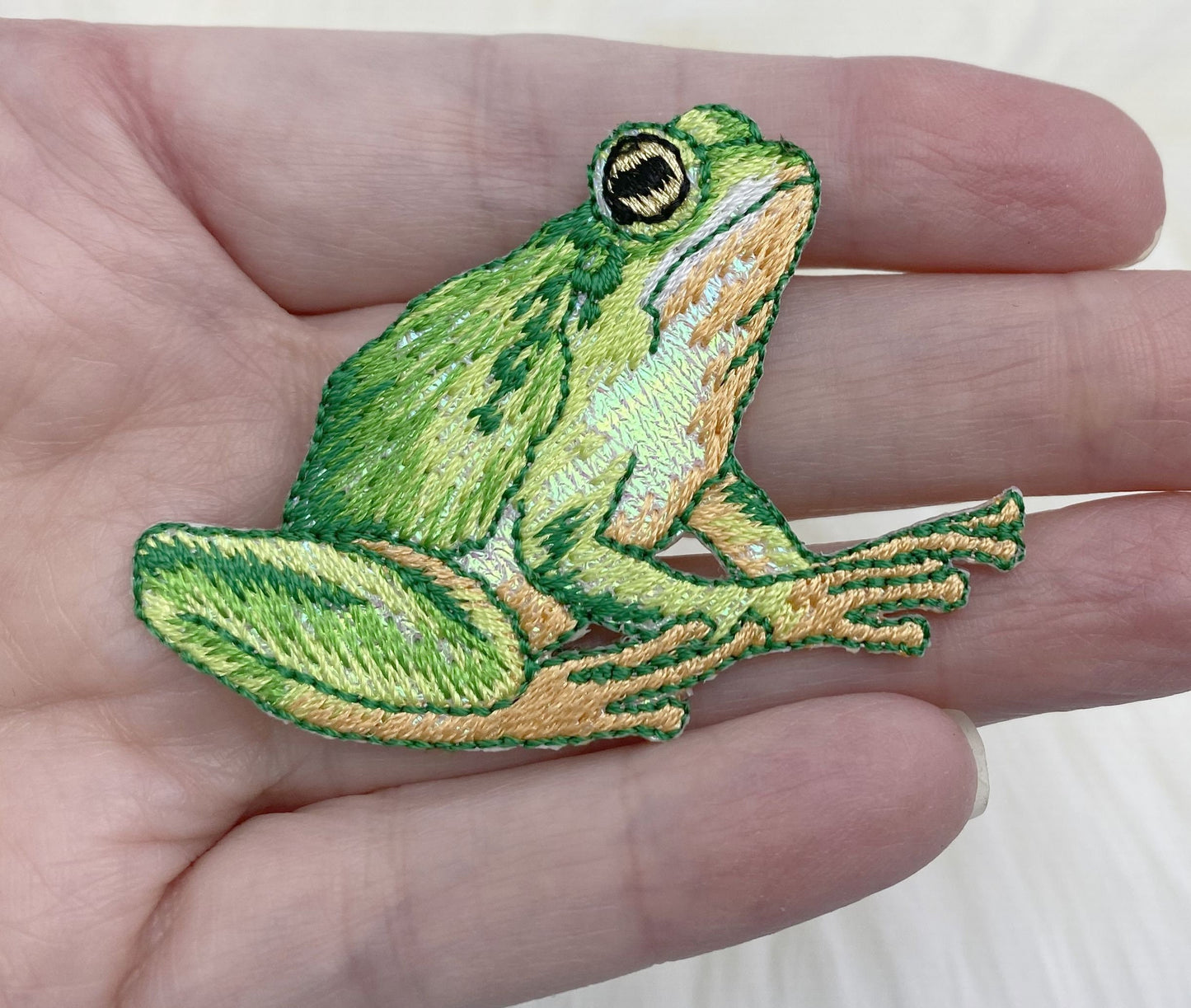 Frog - Realistic - Shimmery - Iron on Applique - Embroidered Patch - 156194A