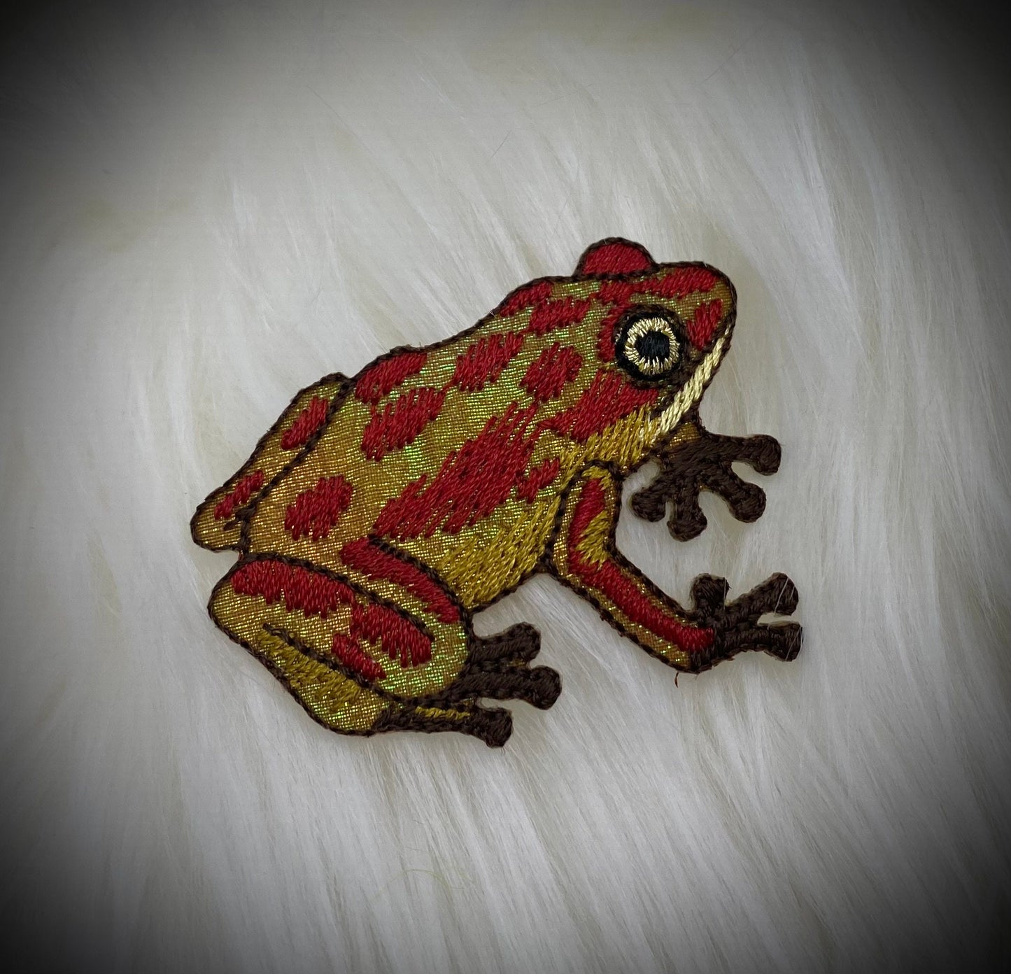 Red Tree Frog, Shimmery Iridescent, Iron-on Patch, Embroidered Badge