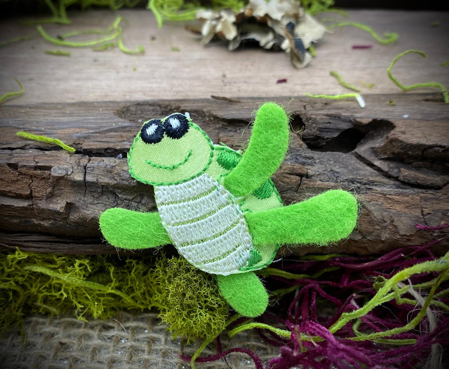 Sea Turtle - Layered Green Felt - Embroidered Patch - Iron on Applique