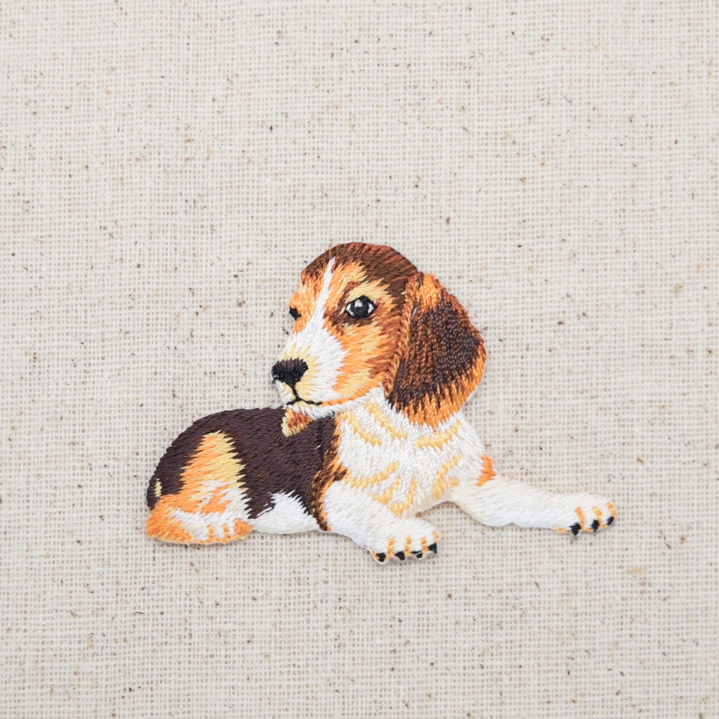 Beagle Puppy Dog - Laying Down - Hound Dog - Embroidered Iron on Patch